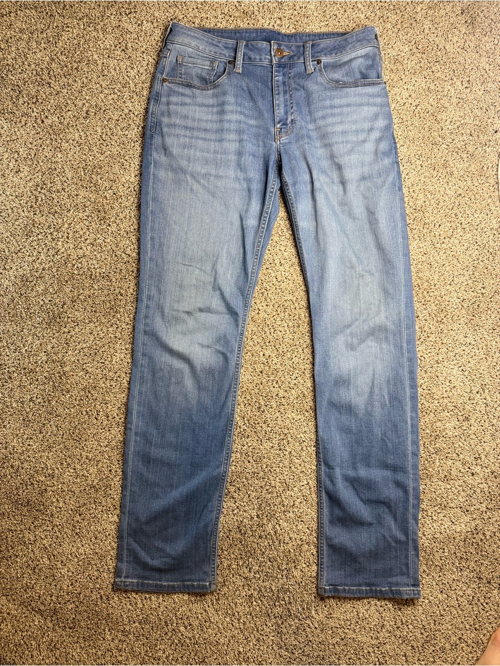 Men's Straight Jeans in Light Blue Denim